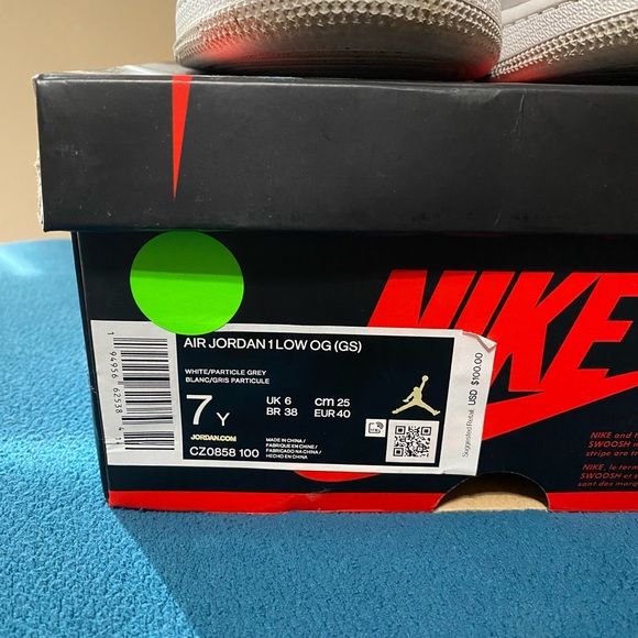 Air Jordan 1 low neutral grey - Picture 2 of 9